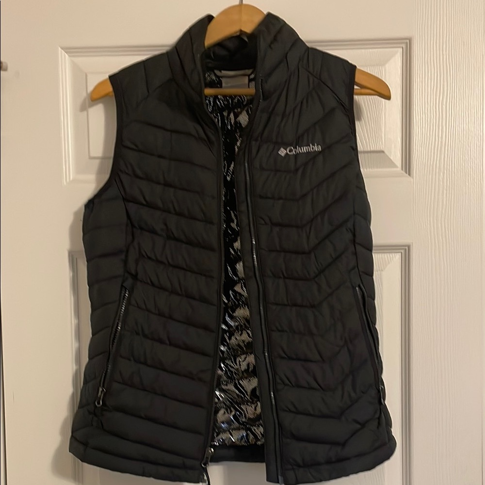 Columbia Black Quilted Vest